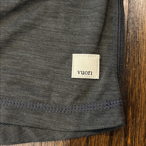 Vuori Charcoal Tank Top - Picture 2 of 3
